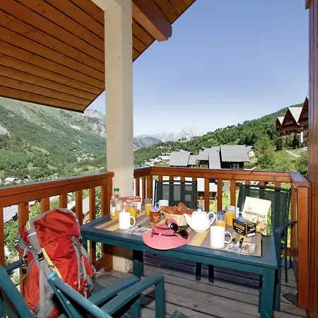 Appart hôtel Résidence Odalys Le Hameau Et Les De La Vallée D'or 3*