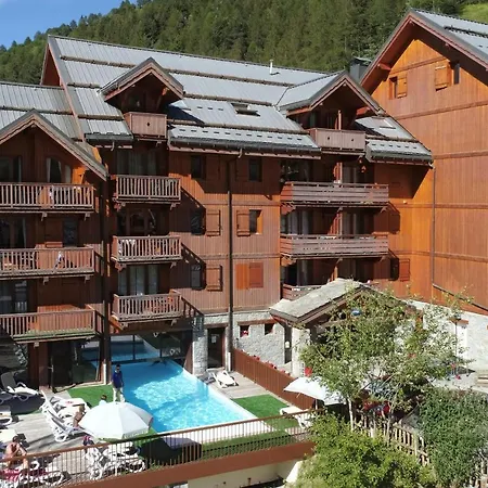 Appart hôtel Résidence Odalys Le Hameau Et Les De La Vallée D'or 3*