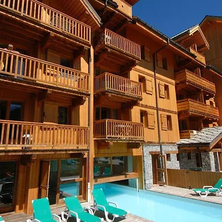 Résidence Odalys Le Hameau Et Les De La Vallée D'or 3*