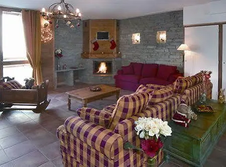 Appart hôtel Résidence Odalys Le Hameau Et Les De La Vallée D'or 3*