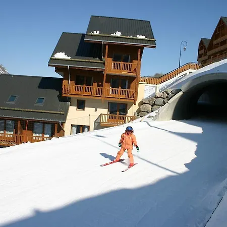 Résidence Odalys Le Hameau Et Les De La Vallée D'or 3* Valloire